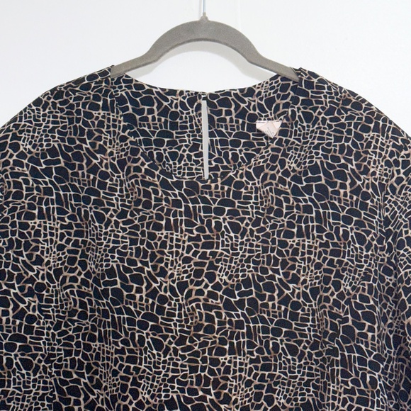 Reflections Animal Print Blouse Shoulder Pads Black Brown Size 24 - Picture 5 of 7